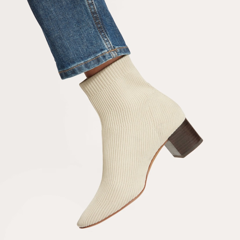 EVERLANE the glove boot beige size 7.5